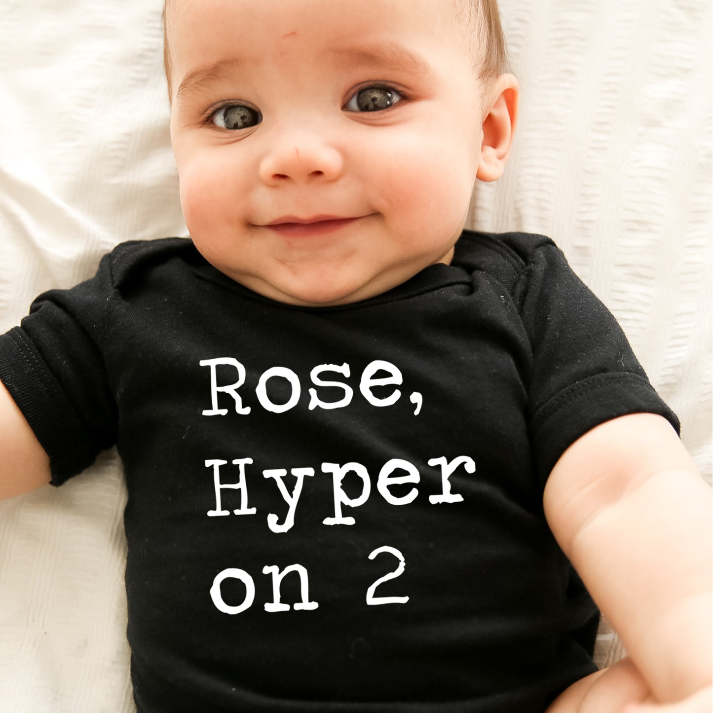 Rose Hyper on 2 - Short Sleeve Kids Shirt