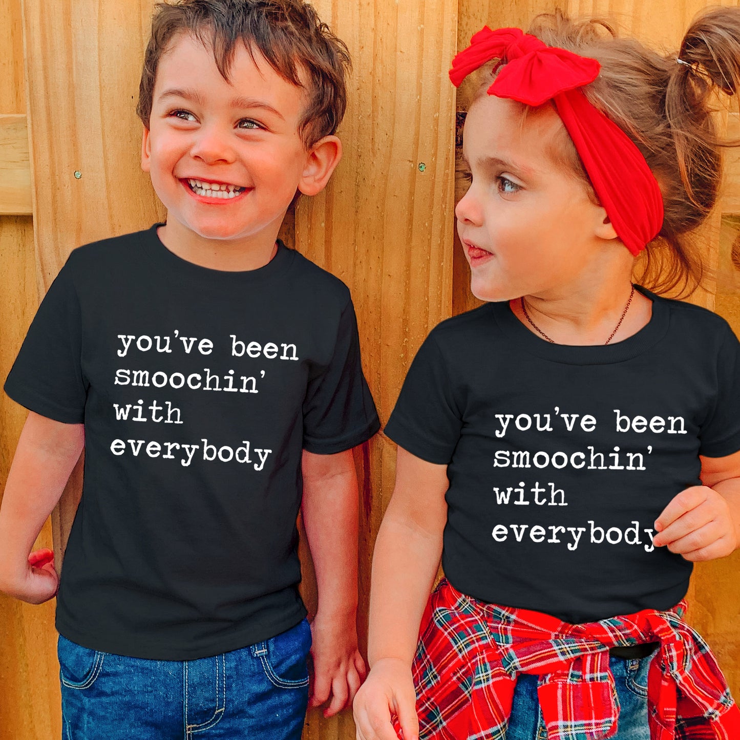 You've Been Smoochin With Everybody - Short Sleeve Kids Shirt